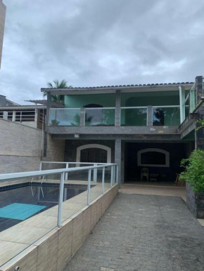 Casa Boraceia com piscina e quintal amplo